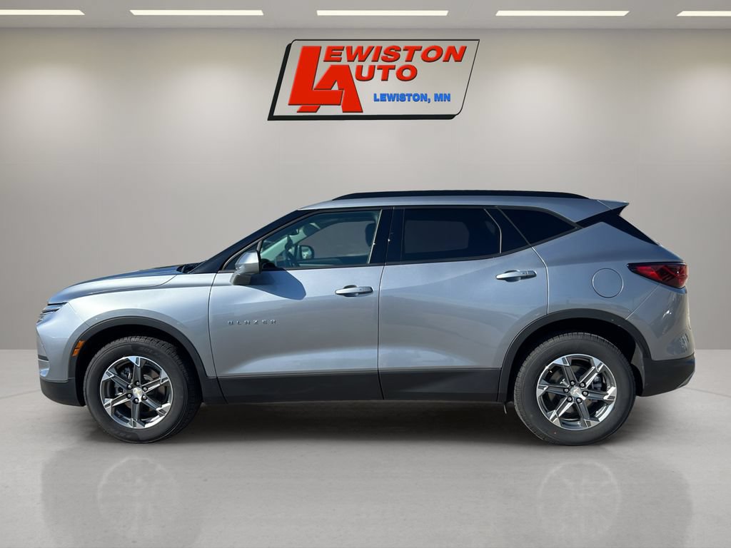 Certified 2025 Chevrolet Blazer LT w/ Convenience Package AWD/4WD image 10