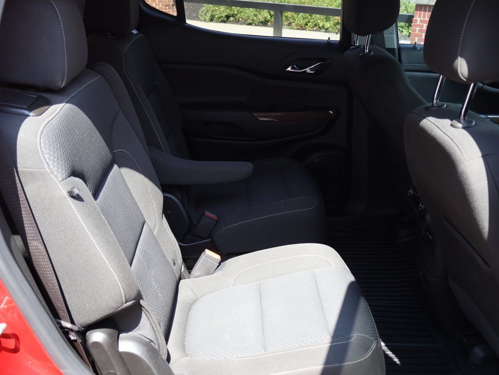 Certified 2023 GMC Acadia SLE w/ Driver Convenience Package AWD/4WD image 11