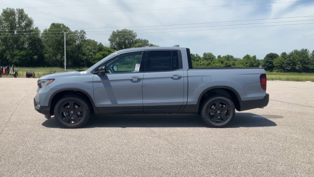 New 2026 Honda Ridgeline Black Edition image 5