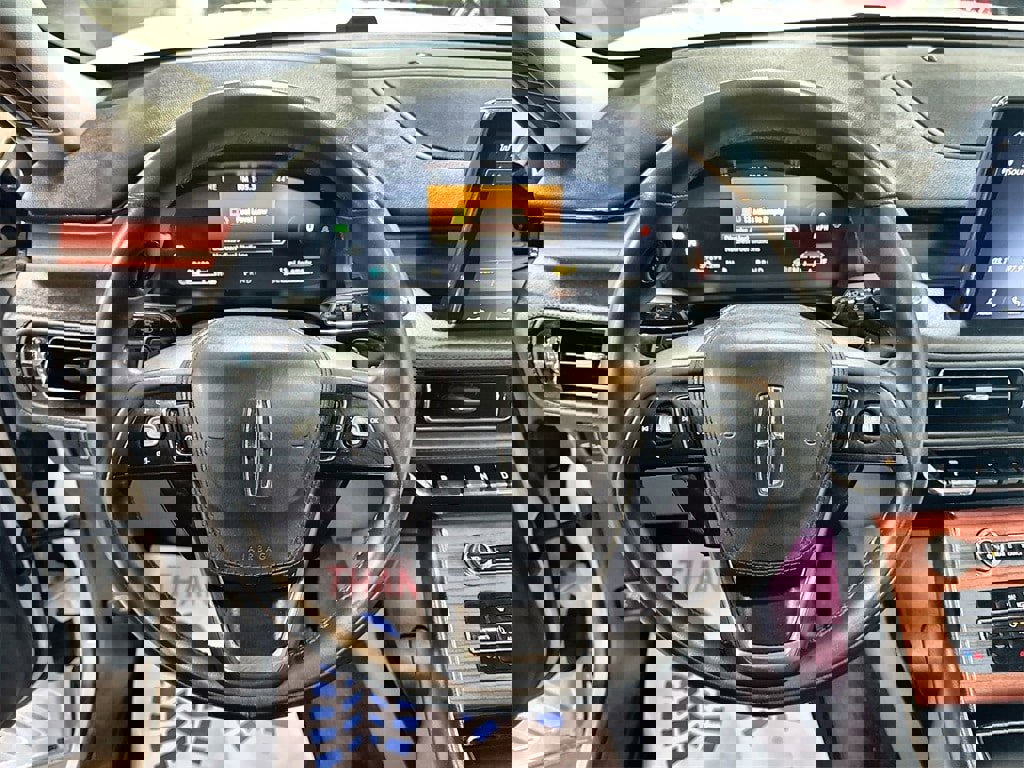 Used 2024 Lincoln Aviator Reserve image 17