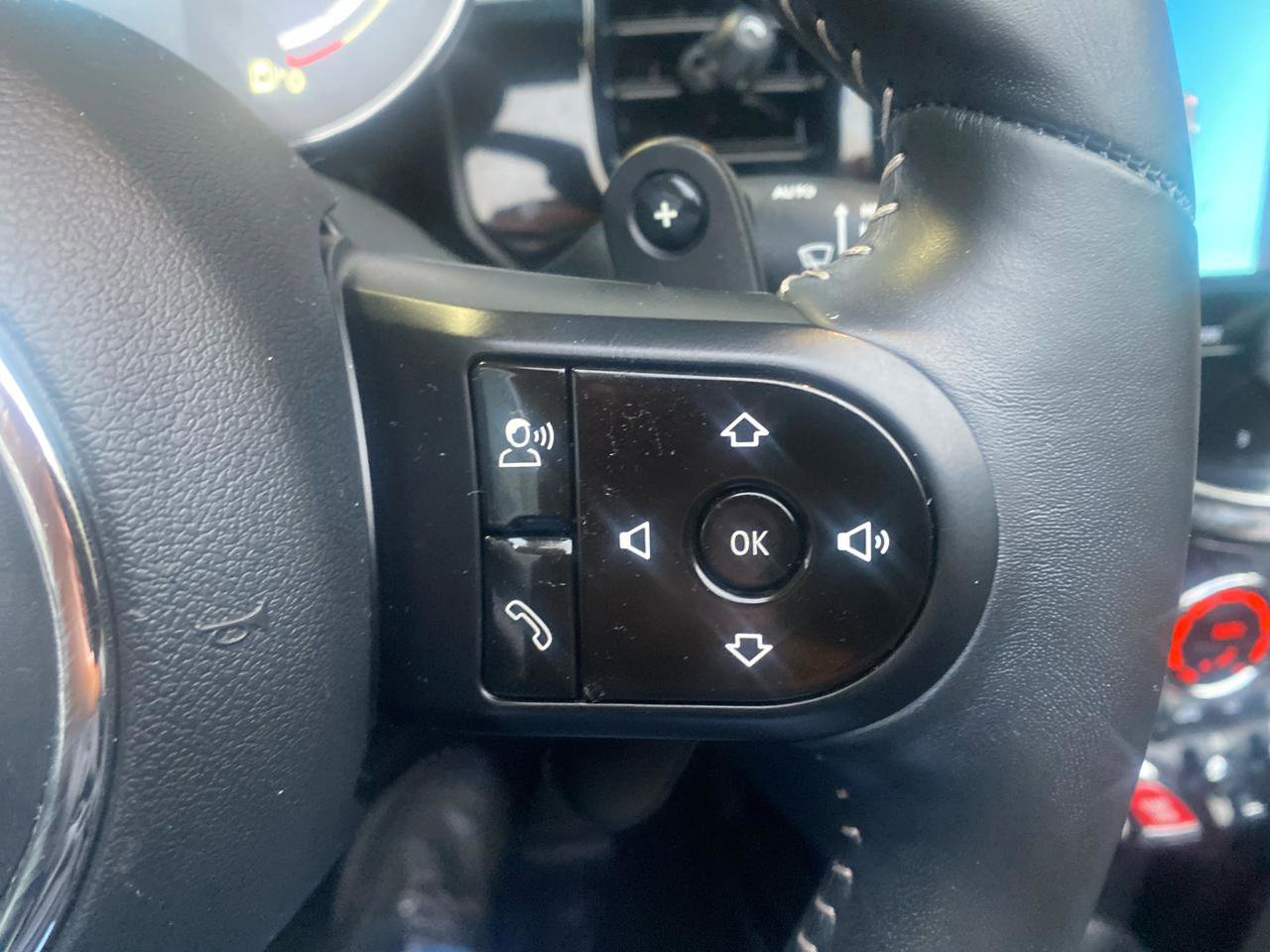 Used 2022 MINI Cooper S image 11