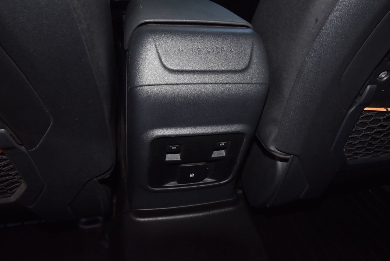 Used 2023 Ford Bronco Badlands w/ Sasquatch Package AWD/4WD image 19