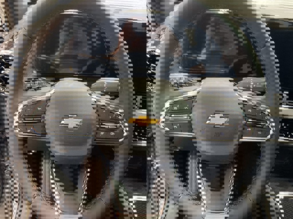 New 2026 Chevrolet Equinox LT w/ Safety and Technology Package image 23