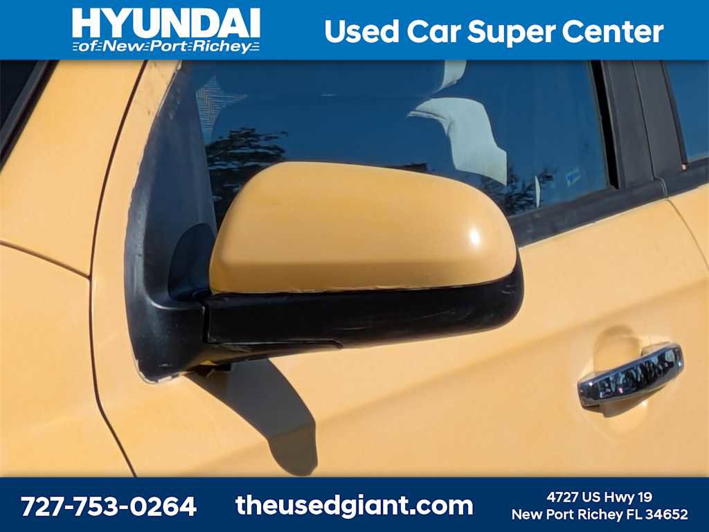 Used 2009 Chevrolet Aveo LT image 11