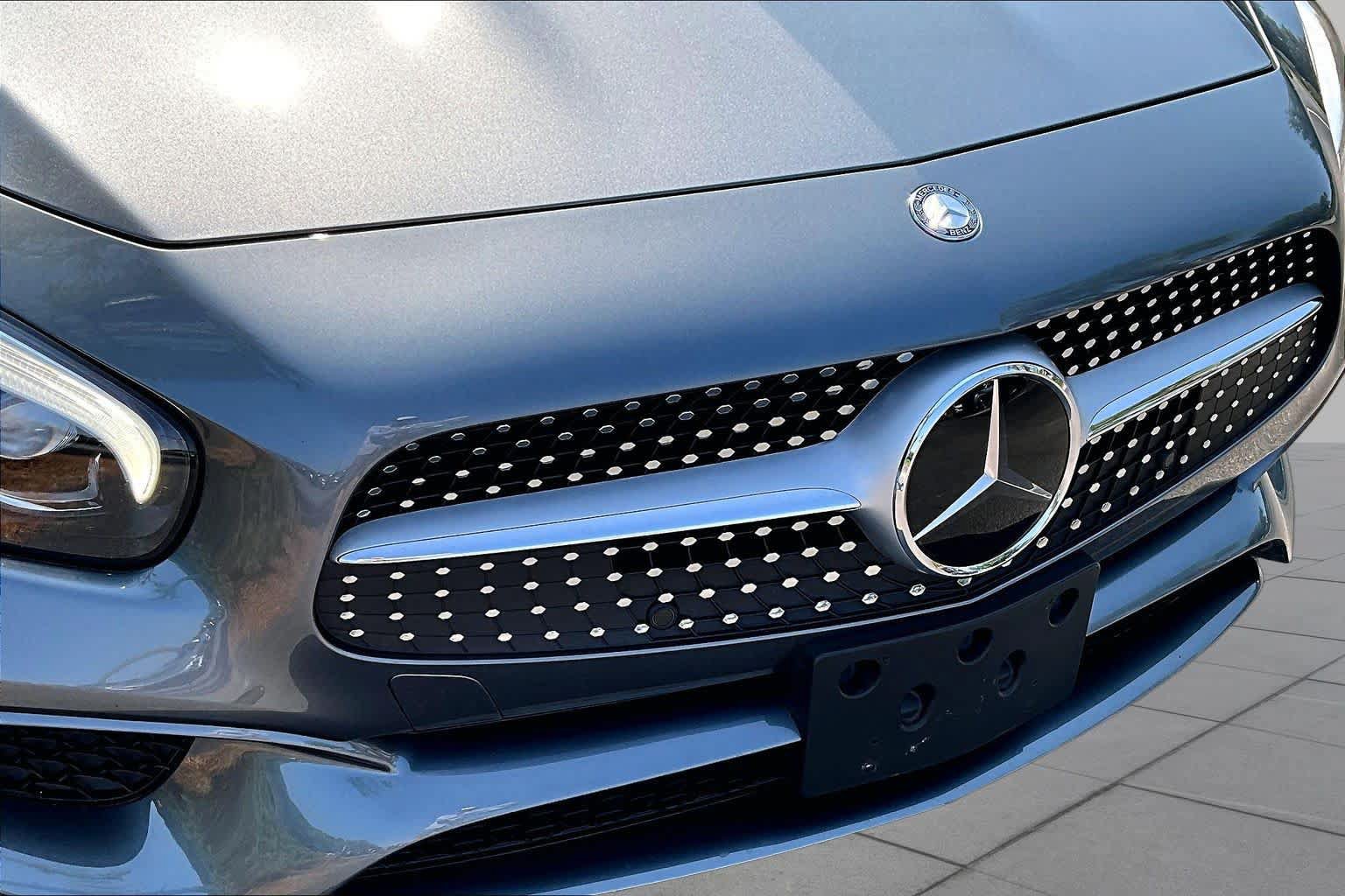 Used 2017 Mercedes-Benz SL 450 image 27