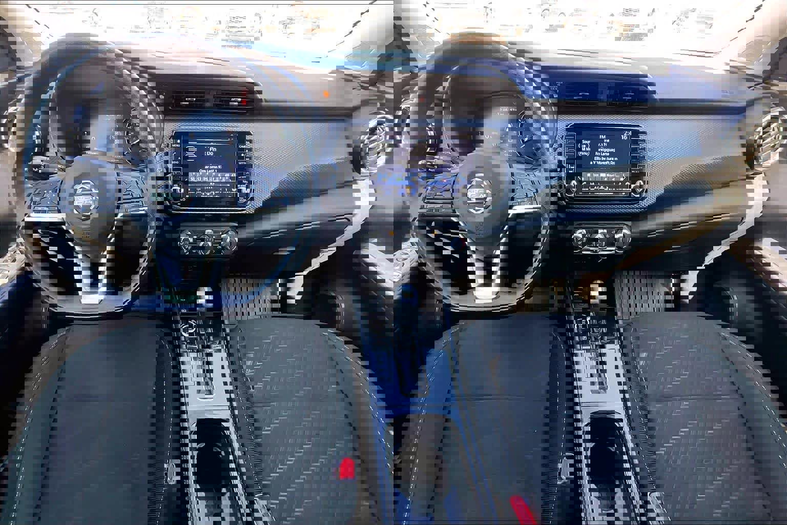 Used 2024 Nissan Kicks SV image 15