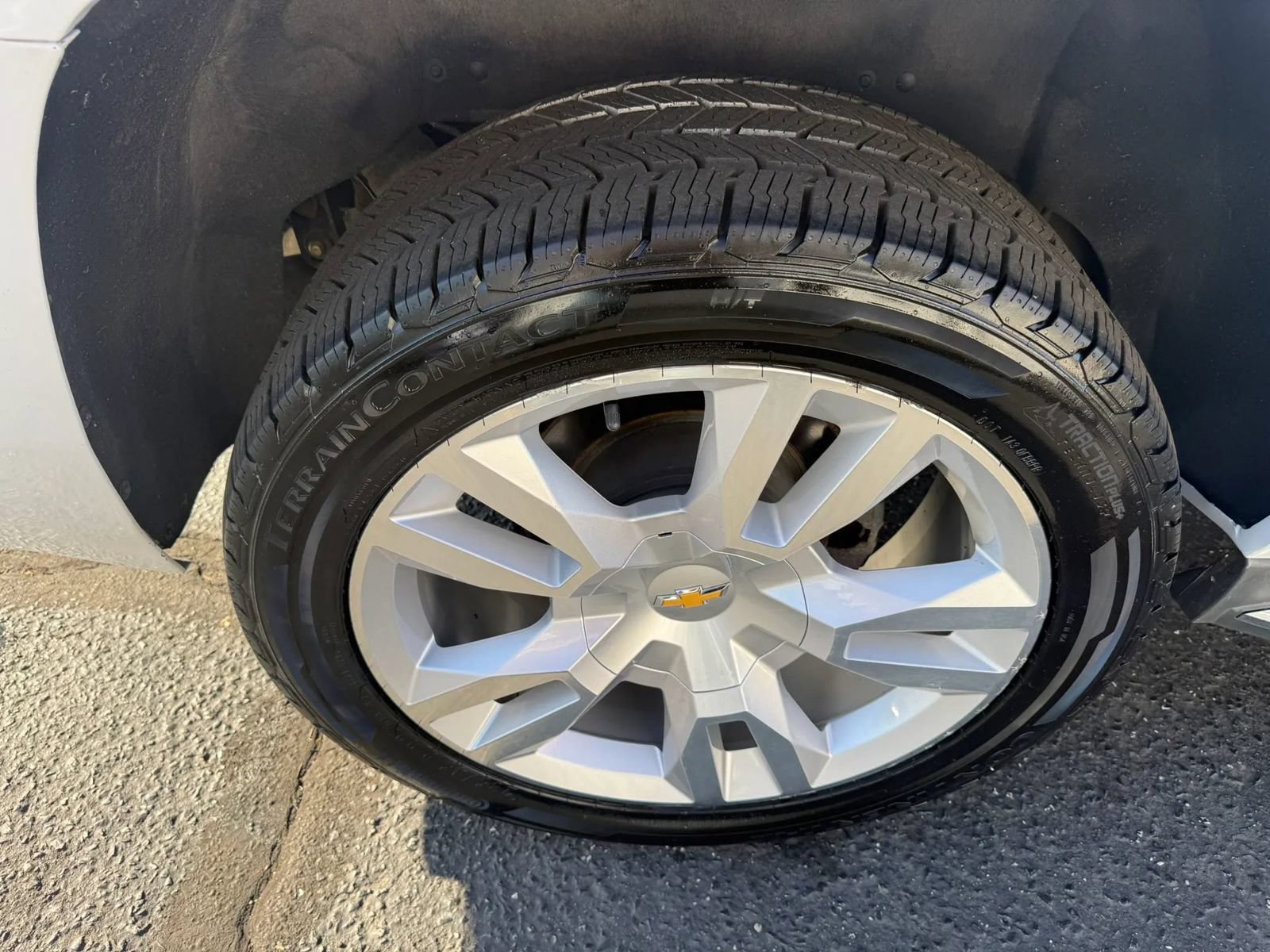 Used 2017 Chevrolet Suburban Premier AWD/4WD image 62