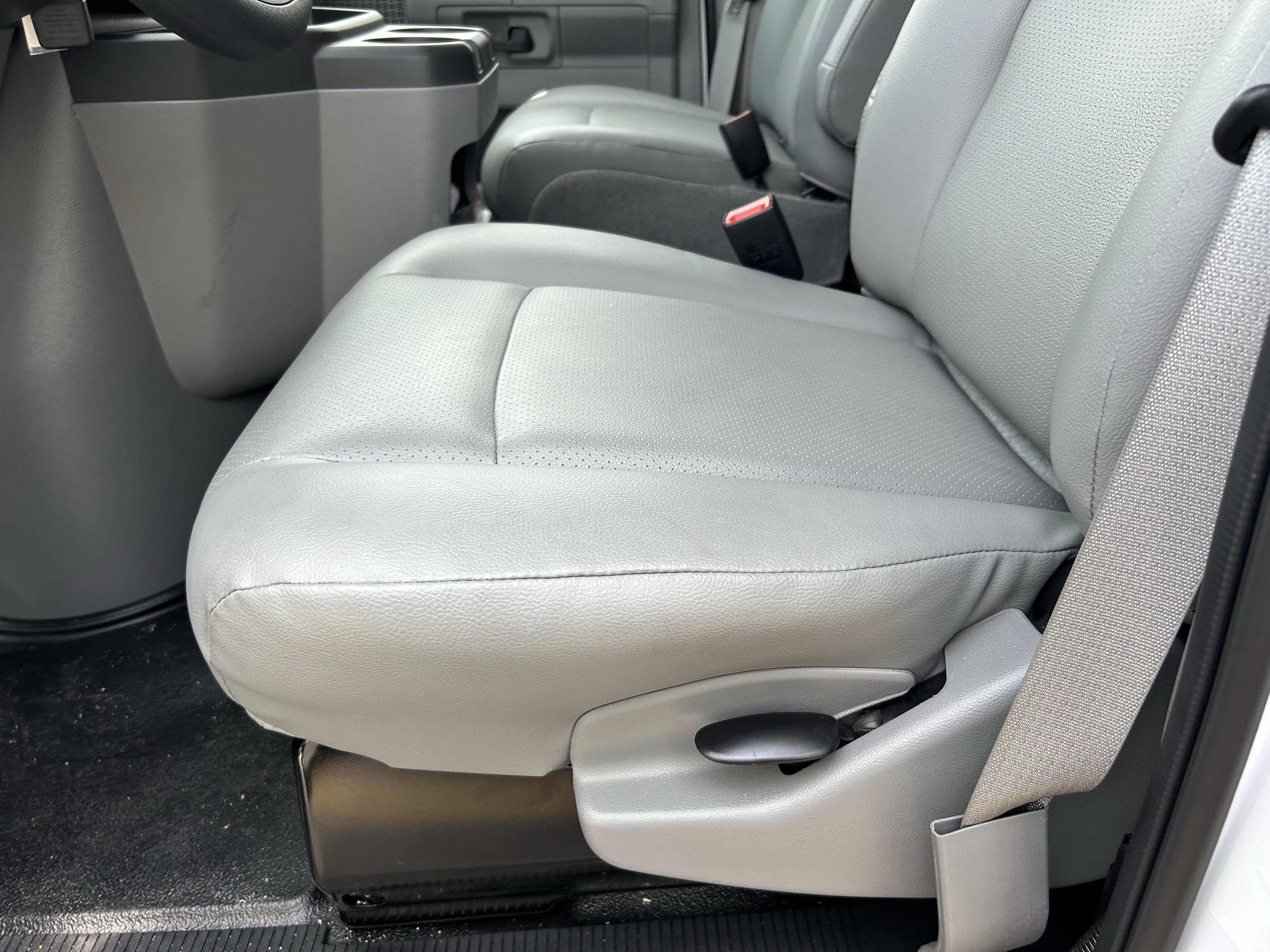 New 2026 Ford E-350 and Econoline 350 Super Duty w/ Power Equipment Group image 19