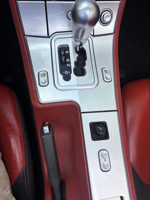 Used 2005 Chrysler Crossfire Limited image 5