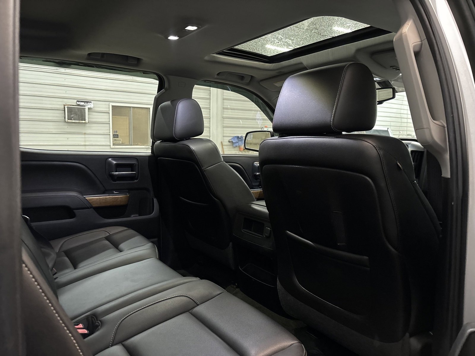 Used 2015 Chevrolet Silverado 2500 LTZ image 29