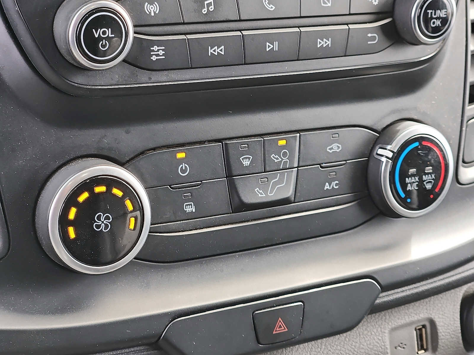 Used 2022 Ford Transit 250 148 High Roof image 15