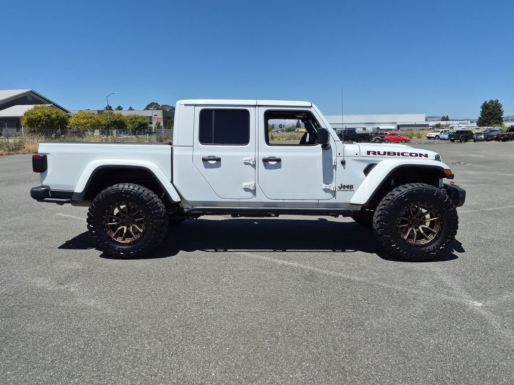 Used 2021 Jeep Gladiator Rubicon AWD/4WD image 2