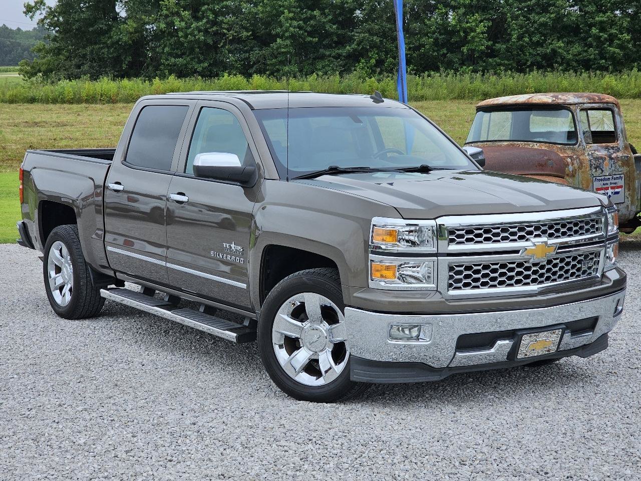 Used 2014 Chevrolet Silverado 1500 LTZ w/ Texas Edition, 1LZ Trim RWD image 2