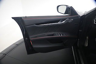 Certified 2023 Maserati Ghibli Modena Q4 AWD/4WD image 23