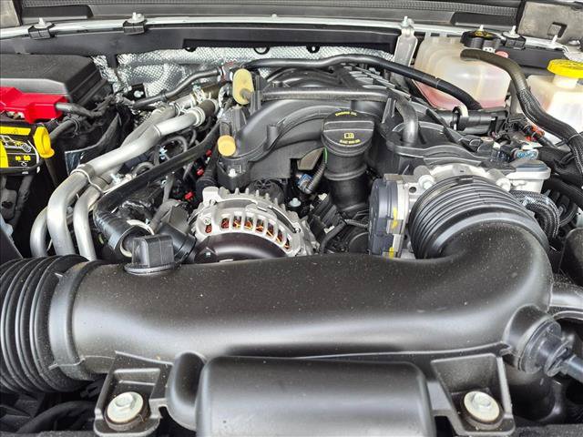 Used 2025 Jeep Gladiator Sport AWD/4WD image 21
