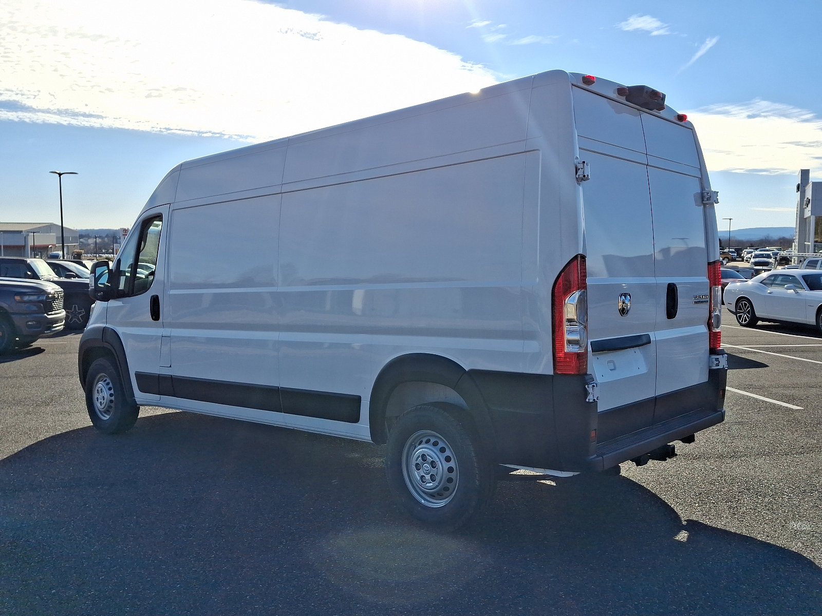 New 2024 RAM ProMaster 2500 w/ Convenience Group image 3