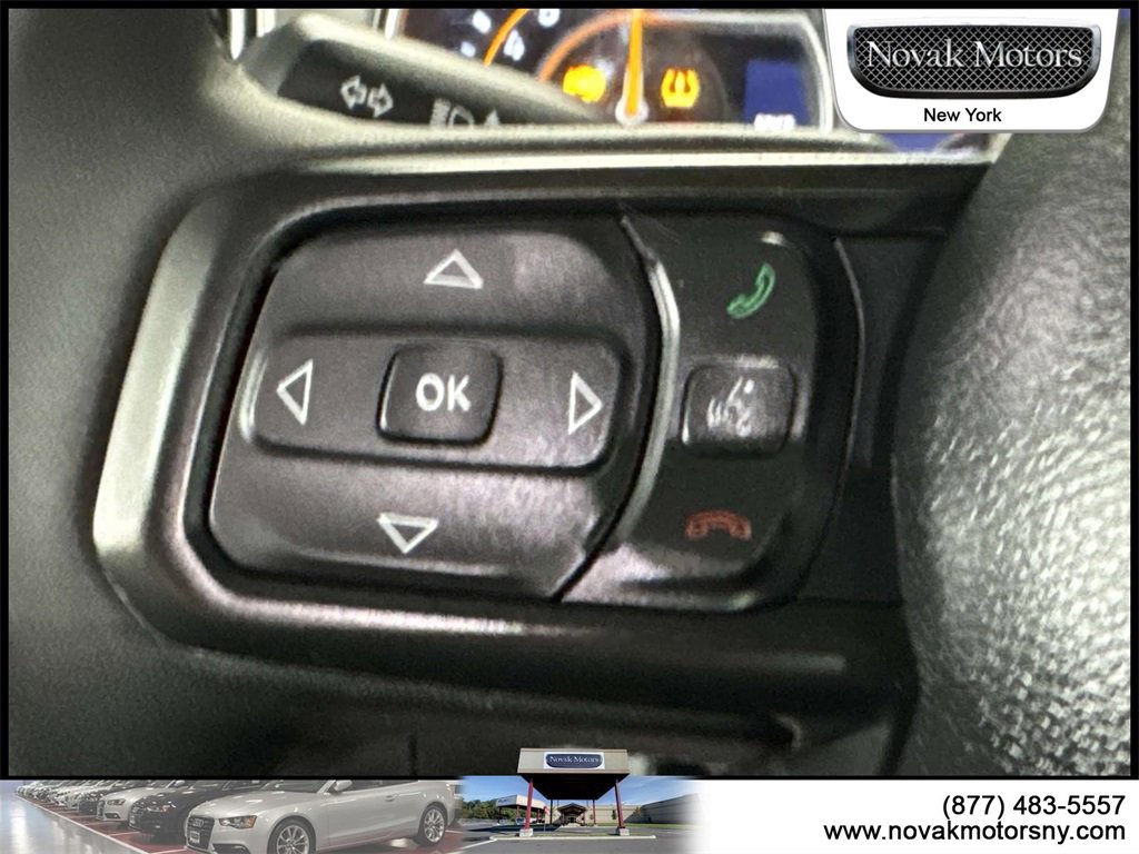 Used 2023 Jeep Wrangler Sport S image 16