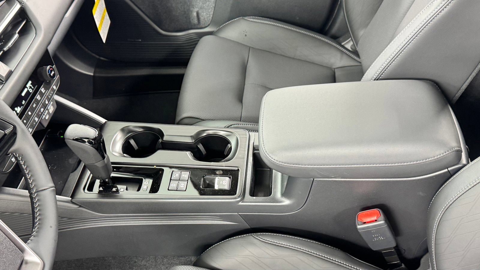 New 2026 Subaru Outback Touring AWD/4WD image 34