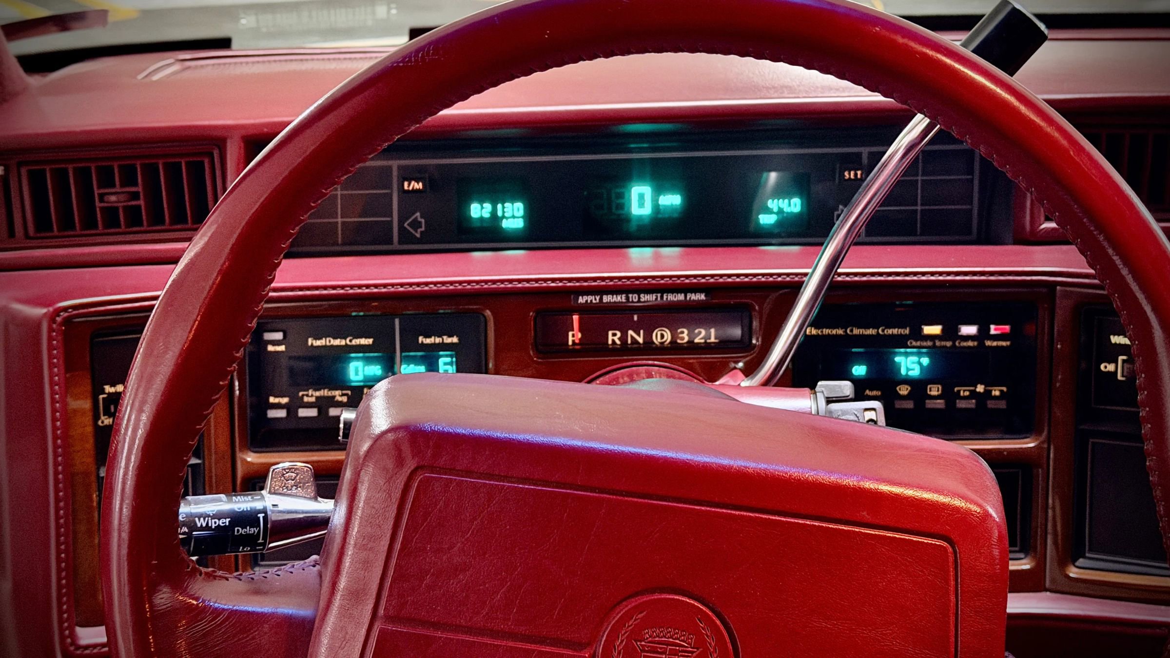 Used 1991 Cadillac Fleetwood Coupe image 17