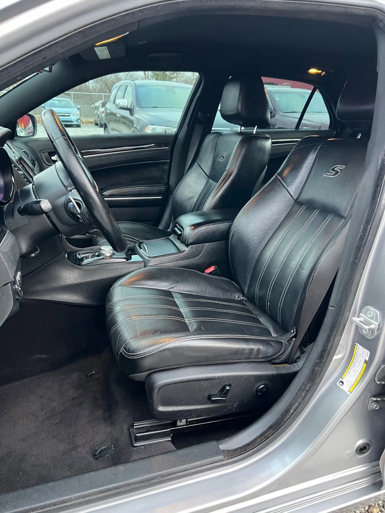 Used 2018 Chrysler 300 S image 7