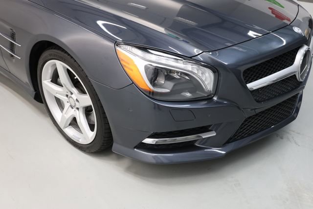 Used 2013 Mercedes-Benz SL 550 image 48
