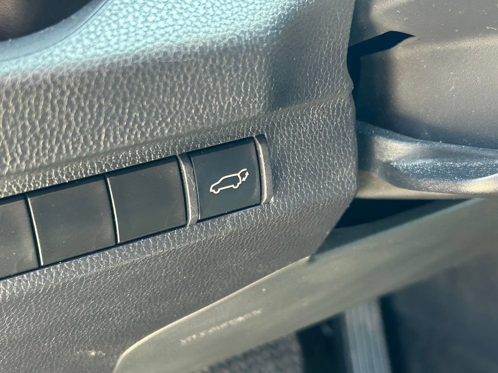 Used 2024 Toyota RAV4 XLE w/ Convenience Package FWD image 26