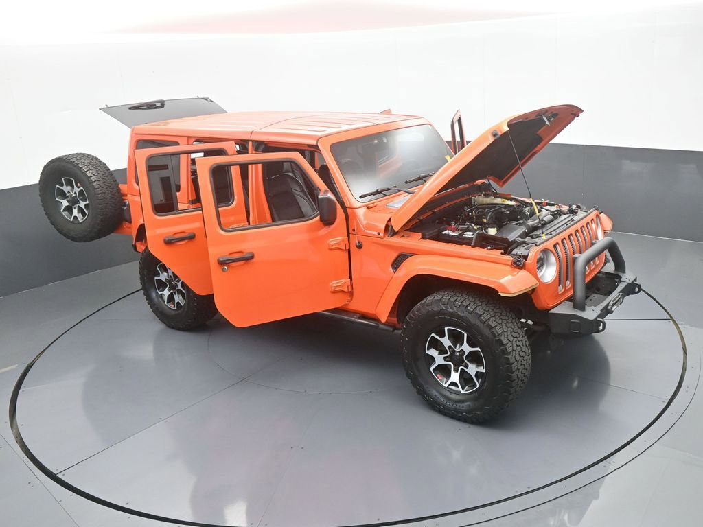Used 2018 Jeep Wrangler Unlimited Sahara AWD/4WD image 65