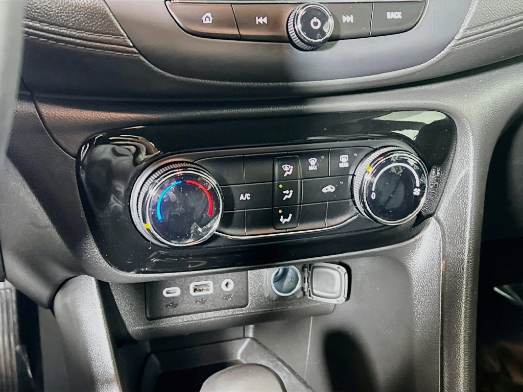 Used 2021 Buick Encore GX Preferred FWD image 14
