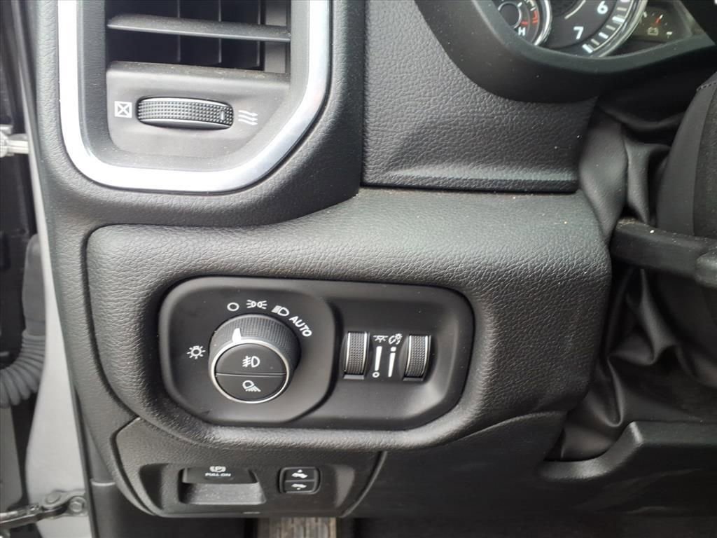 Used 2025 RAM 1500 Laramie w/ Sport Appearance Package image 25