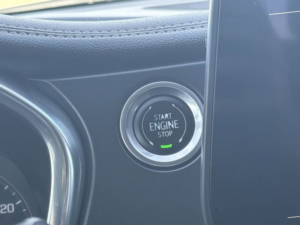 Used 2023 Chevrolet Blazer LT image 17