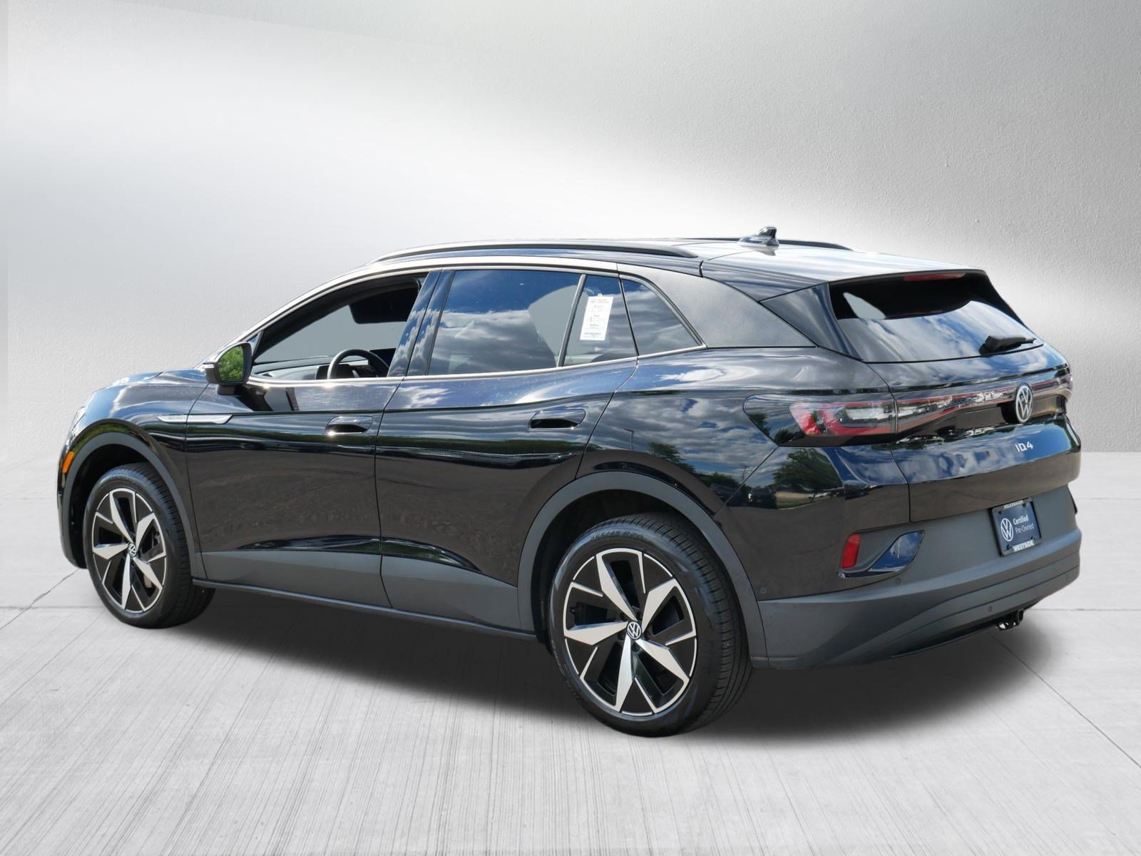 Certified 2023 Volkswagen ID.4 Pro S AWD/4WD image 5