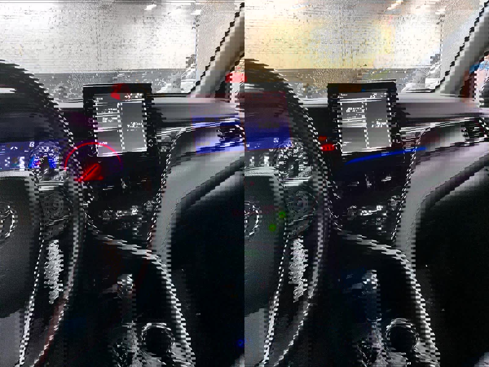 Used 2022 Toyota Camry XSE FWD image 8