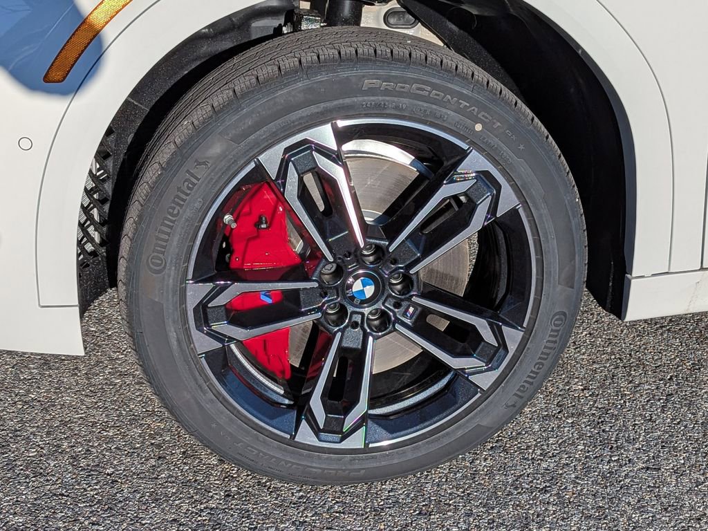 New 2026 BMW X2 xDrive28i w/ Technology Package AWD/4WD image 9