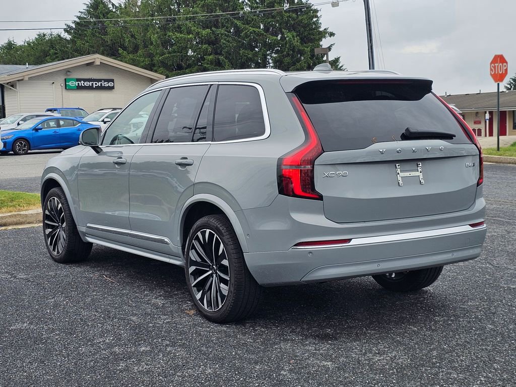 Used 2025 Volvo XC90 B6 Plus AWD/4WD image 15