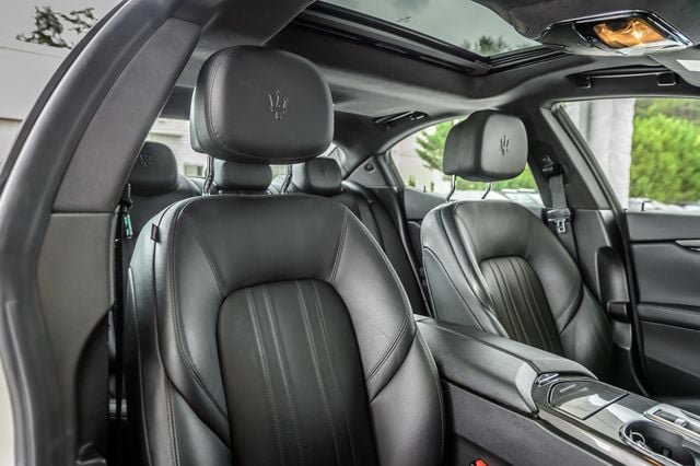 Used 2016 Maserati Ghibli RWD image 37