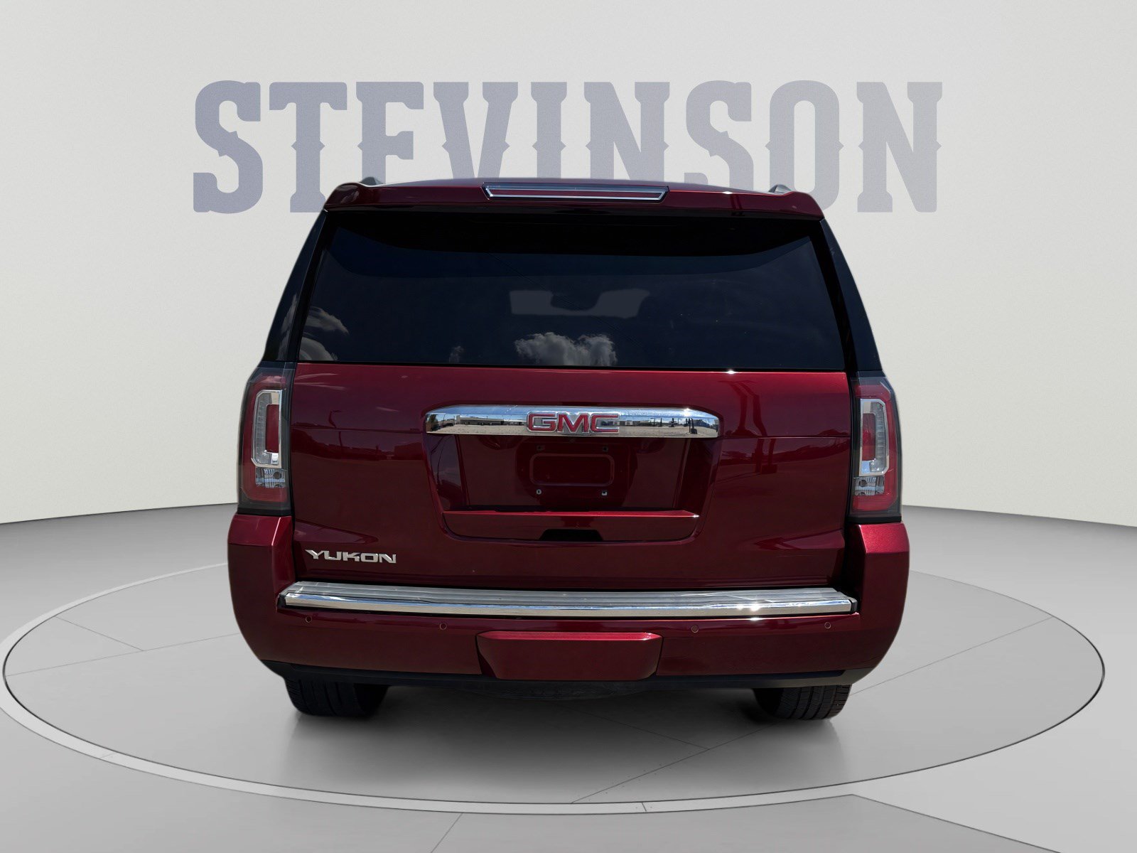 Used 2018 GMC Yukon Denali AWD/4WD image 4