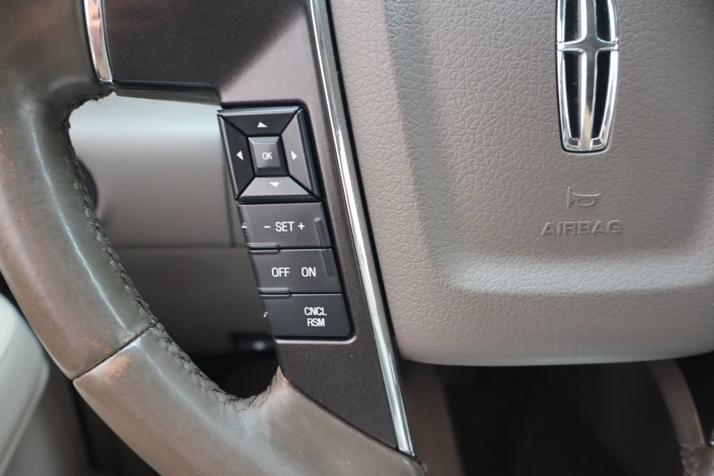 Used 2017 Lincoln Navigator L Select AWD/4WD image 7