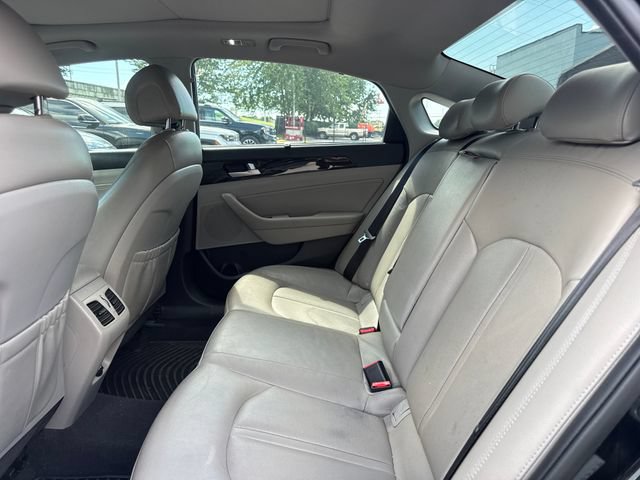 Used 2017 Hyundai Sonata Limited w/ Ultimate Package 02 FWD image 11