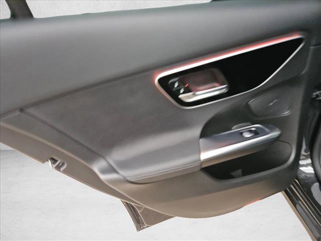 Used 2022 Mercedes-Benz C 300 Sedan image 11