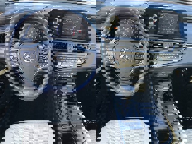 Used 2022 Lexus ES 250 w/ Premium Package image 11