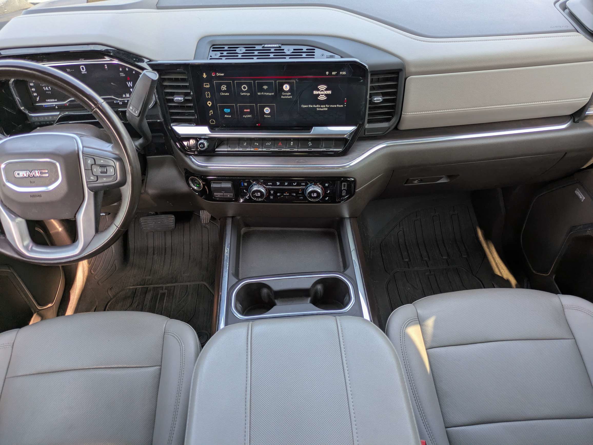 Used 2024 GMC Sierra 2500 SLT w/ SLT Premium Package AWD/4WD image 16