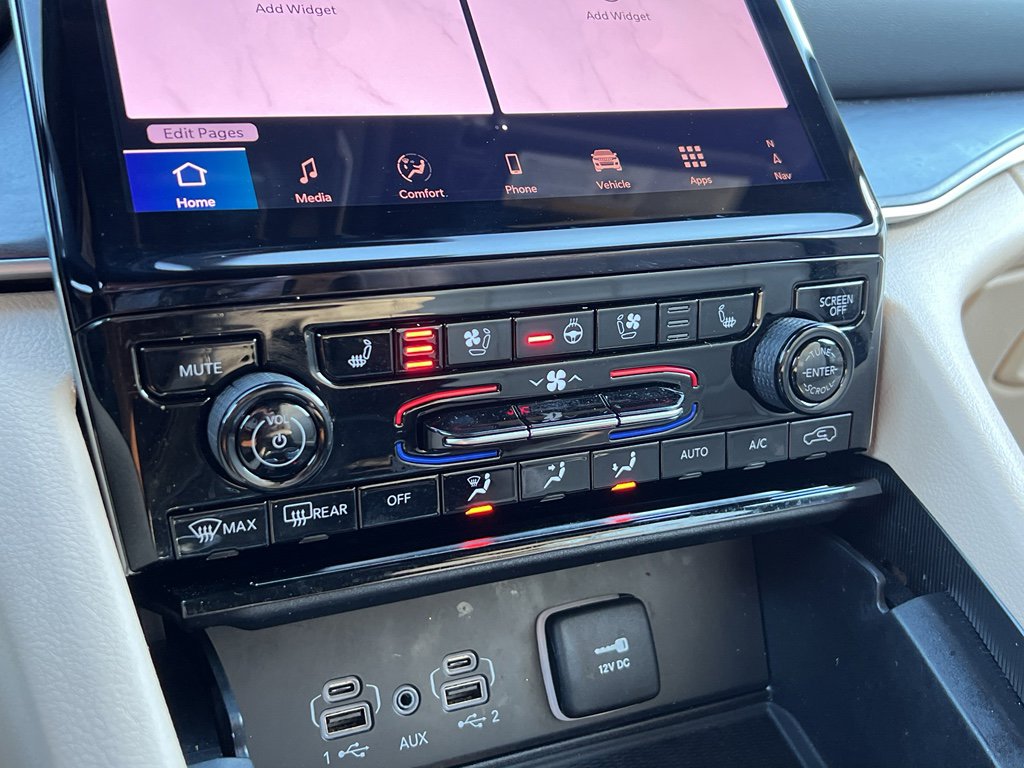 Used 2024 Jeep Grand Cherokee L Limited w/ Luxury Tech Group II image 22