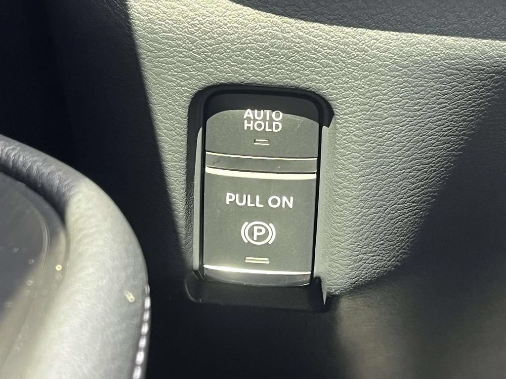 Used 2025 Nissan Armada Platinum Reserve w/ Convenience Package AWD/4WD image 42