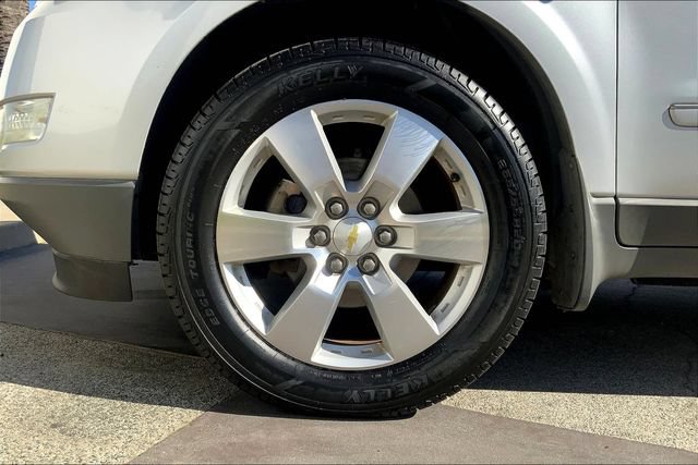 Used 2012 Chevrolet Traverse LTZ FWD image 9