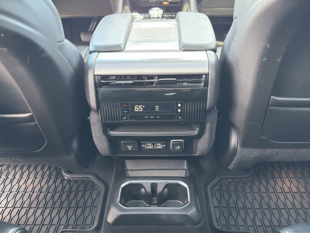 Used 2024 Jeep Wagoneer Series II AWD/4WD image 43