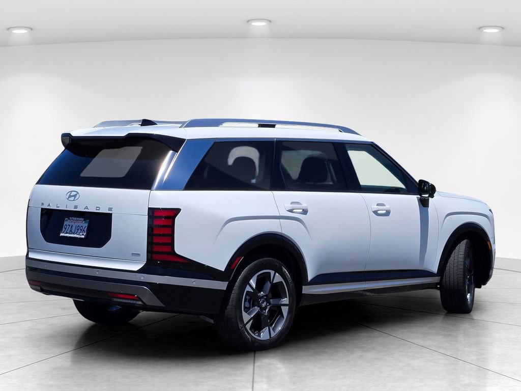 Used 2026 Hyundai Palisade Limited AWD/4WD image 4