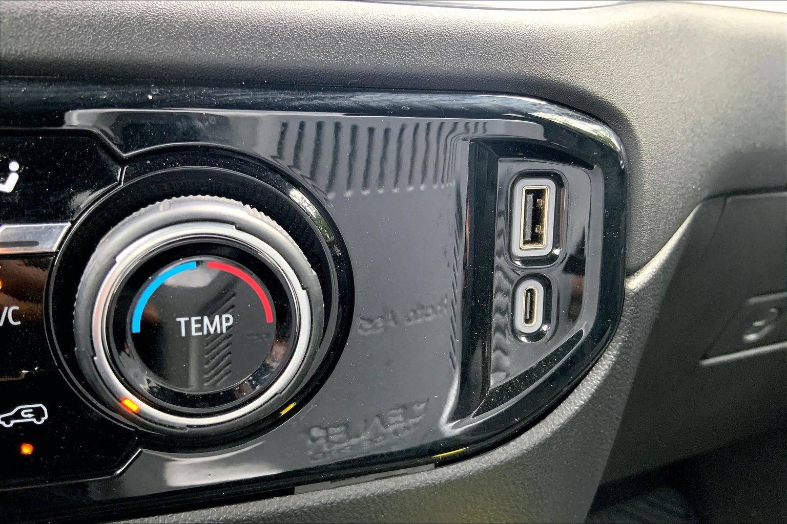 Used 2026 Chevrolet Silverado 2500 LT AWD/4WD image 36