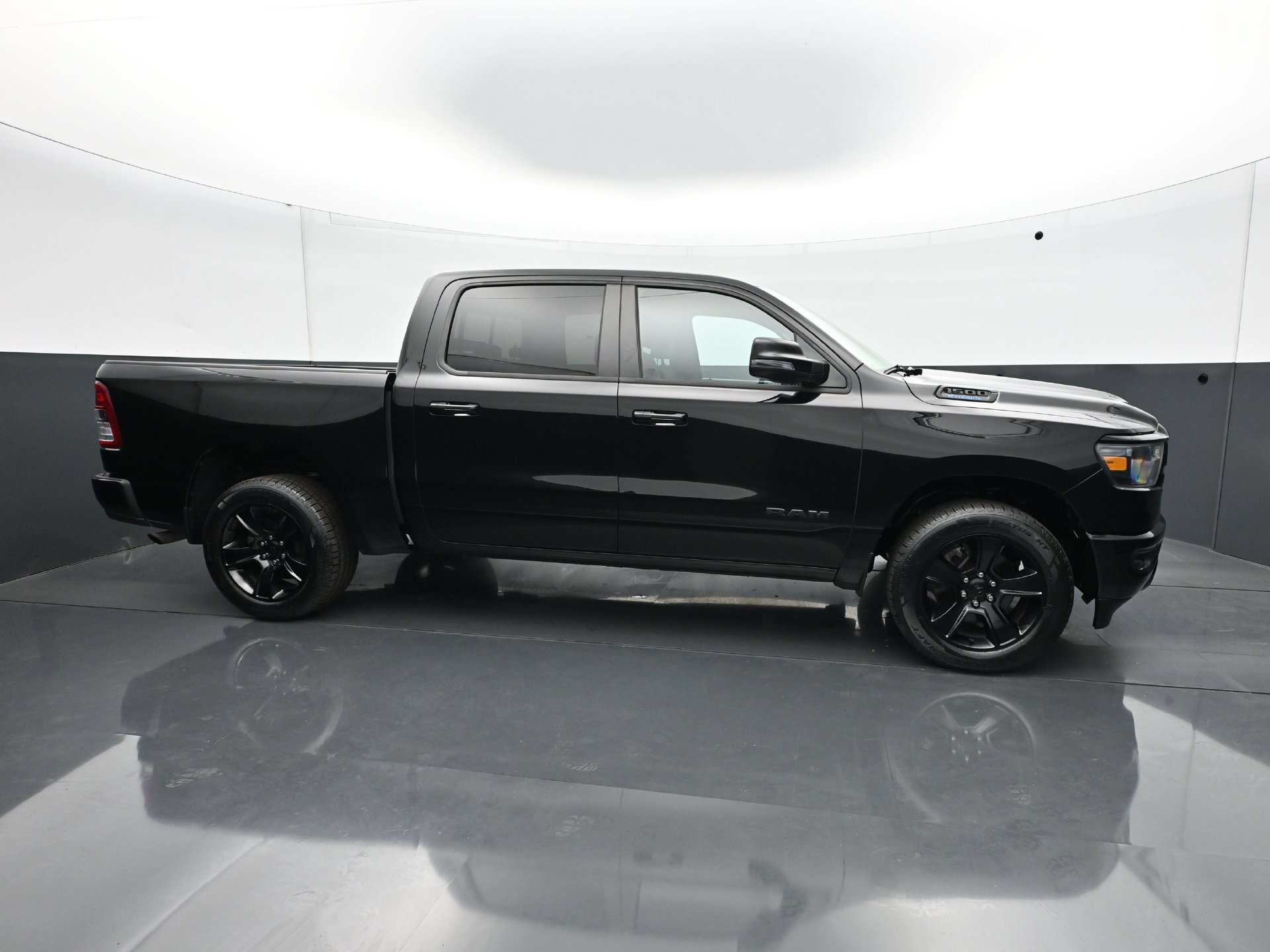 Used 2023 RAM 1500 Big Horn AWD/4WD image 8