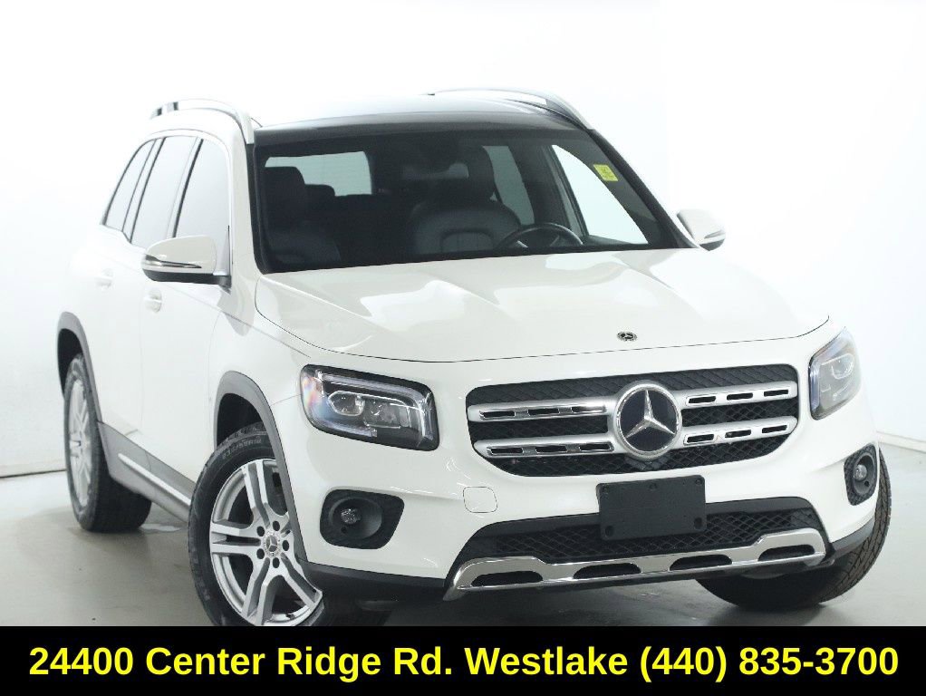 Used 2023 Mercedes-Benz GLB 250 4MATIC image 2