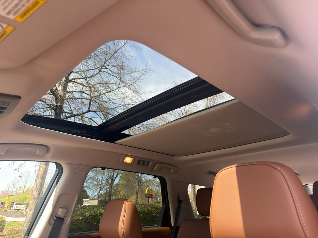 New 2026 Nissan Pathfinder Platinum image 30